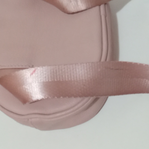 H & M fanny pack - Picture 3 of 6